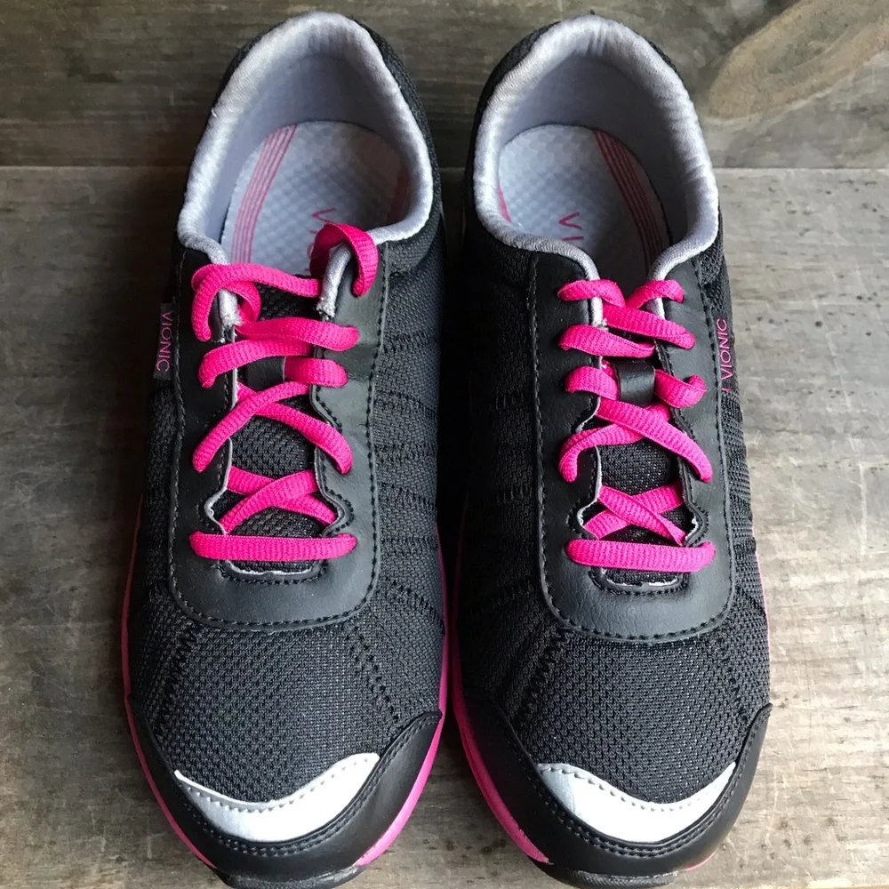 Vionic Alliance Sneakers 7.5 Wide Walking Shoes